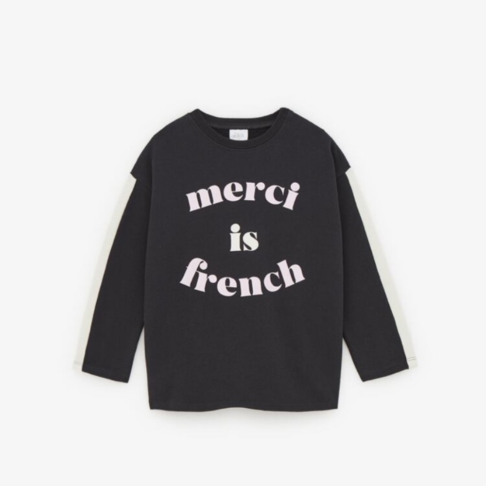 Sweatshirt